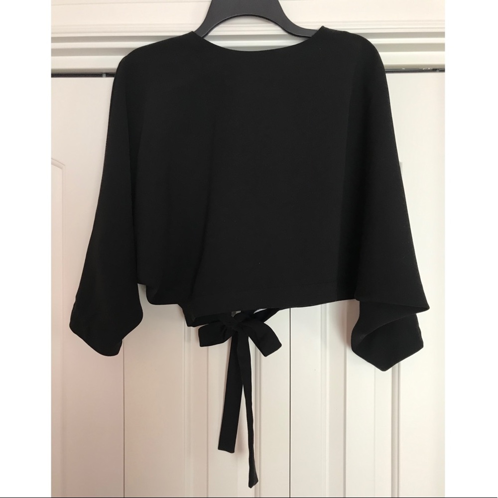 Black top with tie back